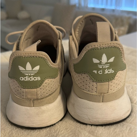 Big Kids Boys Adidas Beige Sneakers - Picture 2 of 6